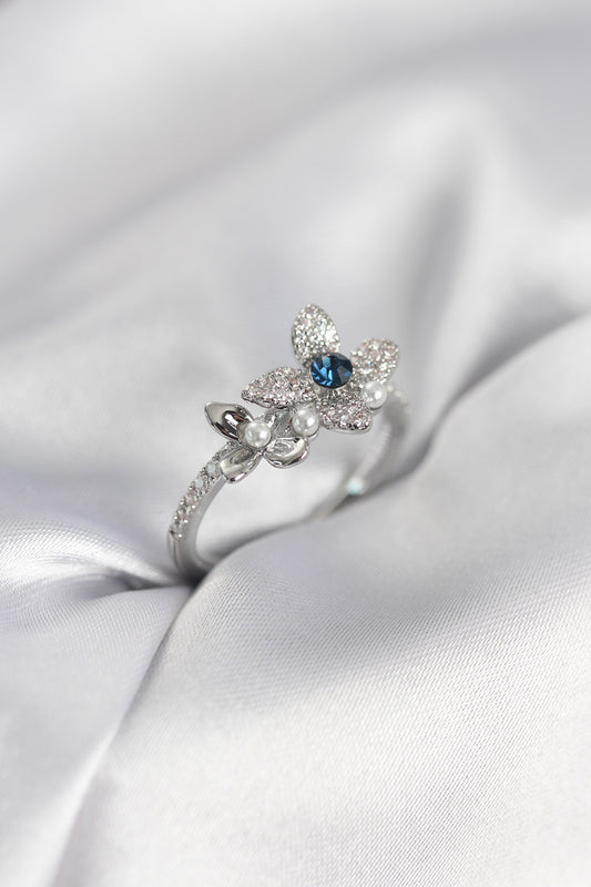 Silver-Tone Flower Women's Ring with Zircon Detail