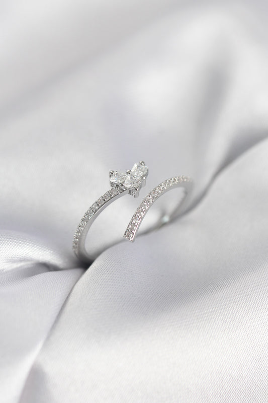 Silver-Tone Heart with Tail Detail Women's Ring with Zircon Detail