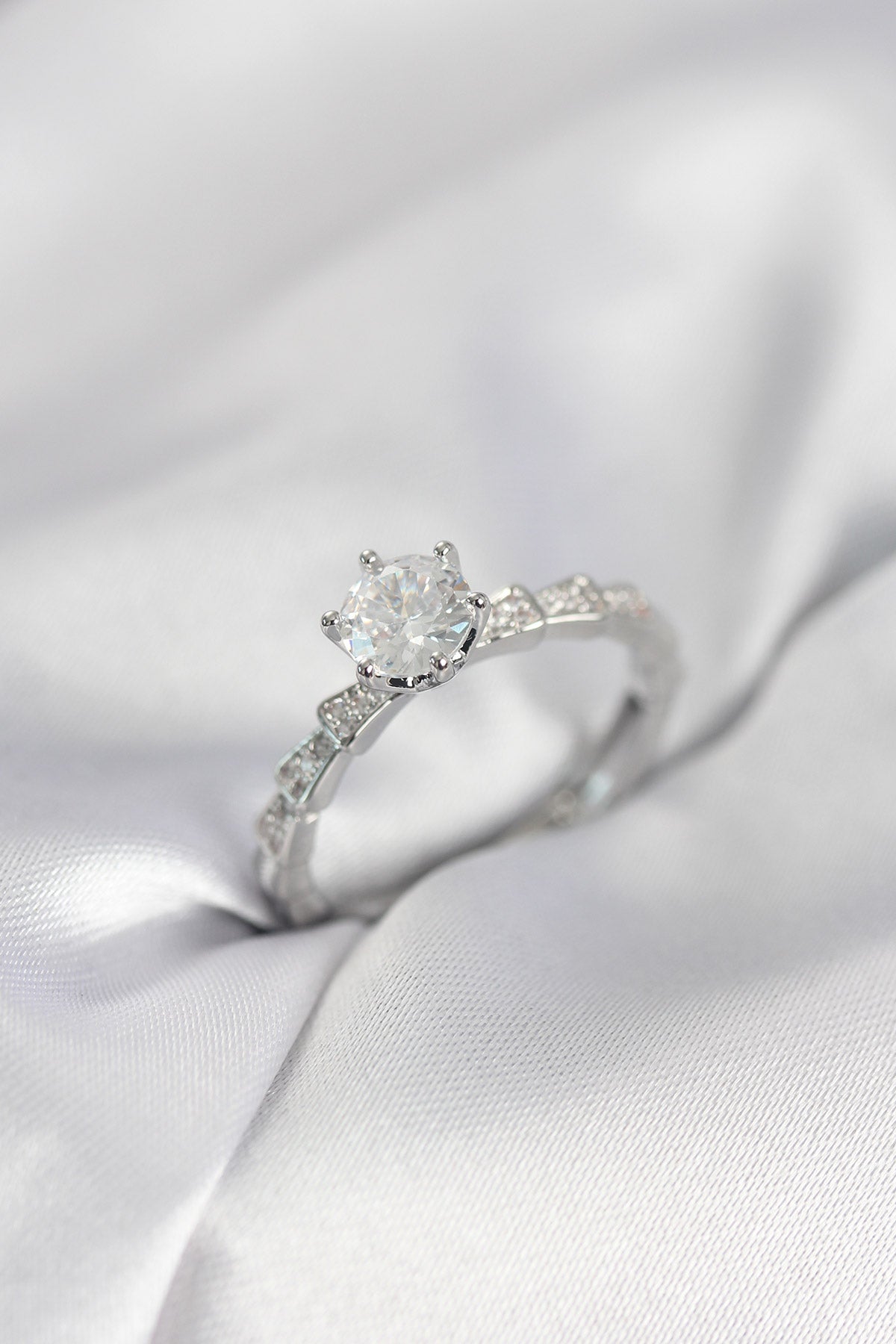 Silver-Tone Solitaire Women's Ring with Zircon Detail