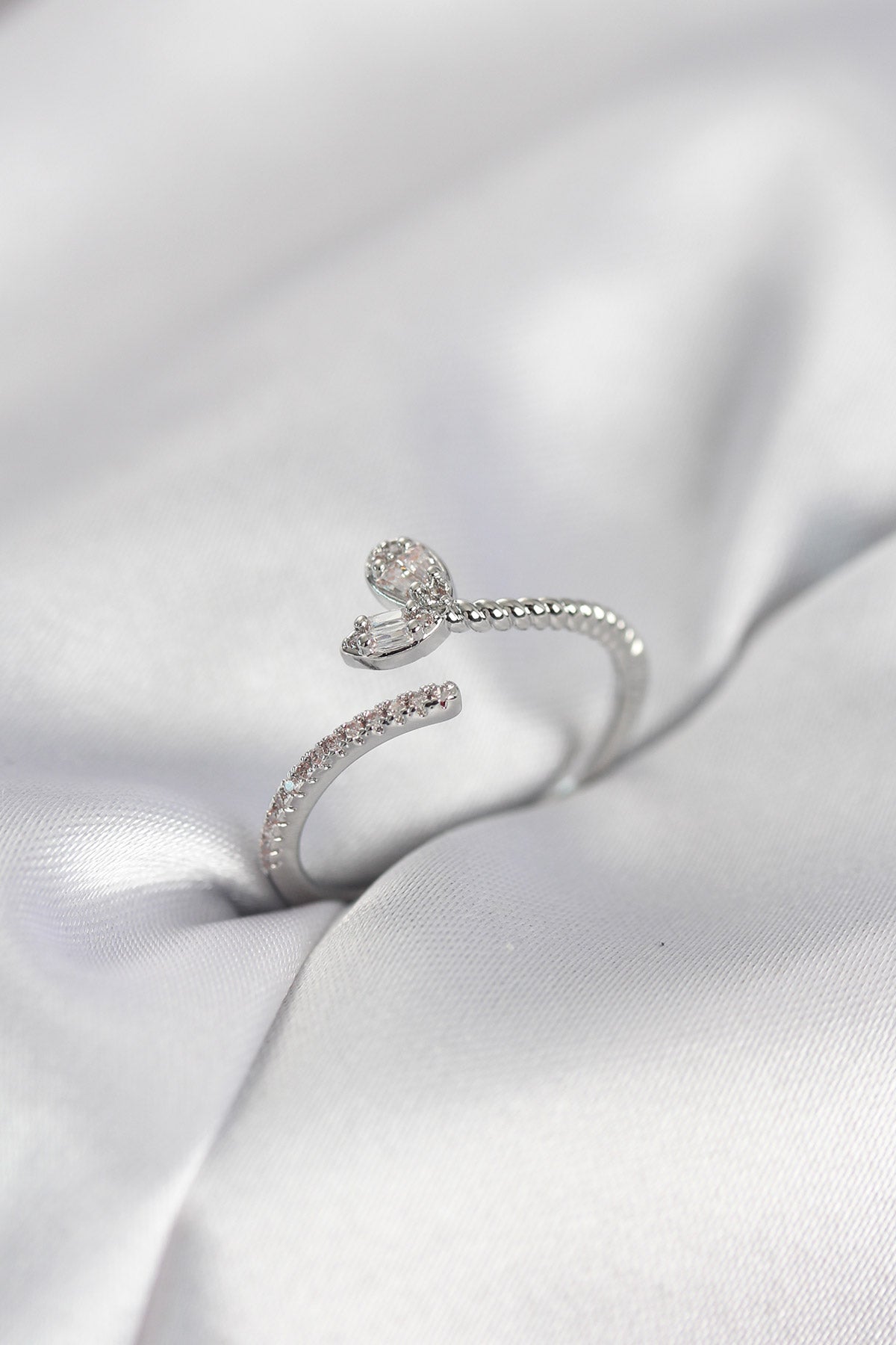 Brass Silver-Tone Heart with Tail Detail Women's Ring