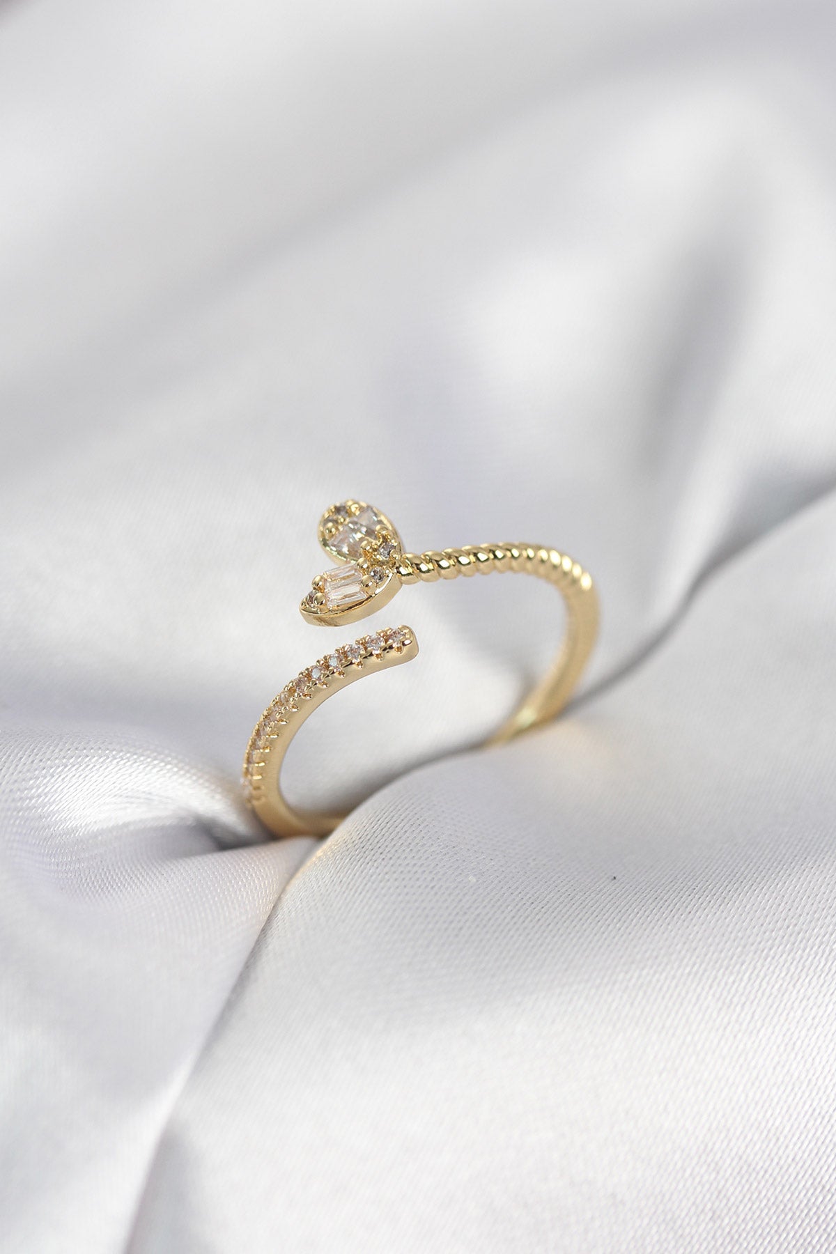 Brass Gold-Tone Heart with Tail Detail Women's Ring