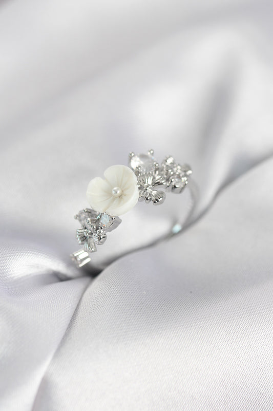 Brass Silver-Tone Flower Women's Ring with Zircon Detail
