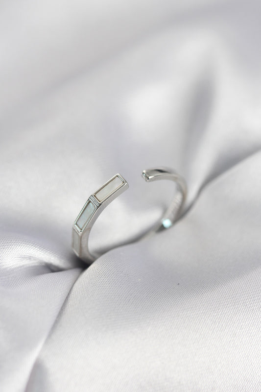 Silver-Tone with Mother-of-Pearl Detail Çubuk Women's Ring