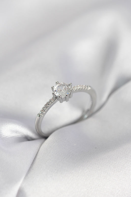 Tek Taş Silver-Tone with Zircon Detail Women's Ring