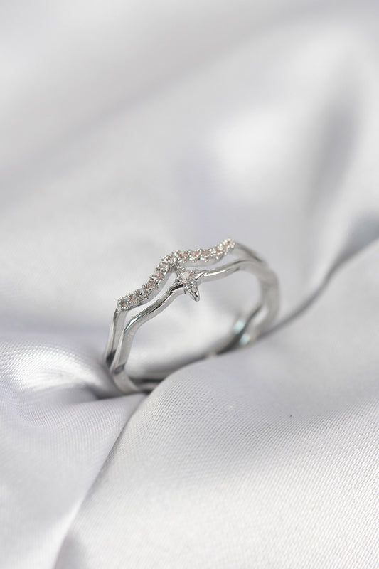 Minimalist Star Silver-Tone with Zircon Detail Women's Ring