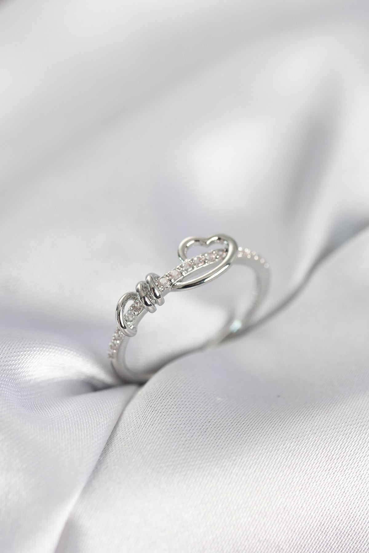 Spiral Heart with Zircon Detail Silver-Tone Women's Ring