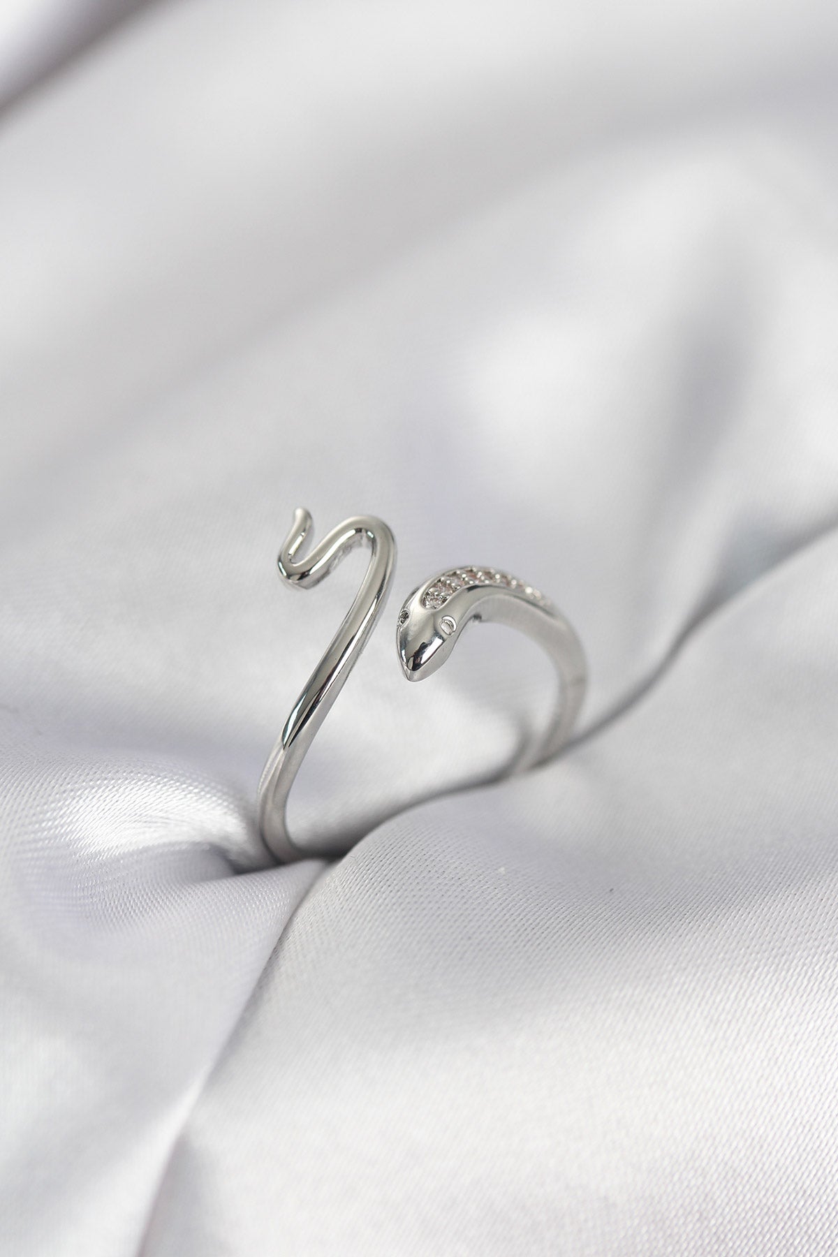 Silver-Tone Yılan with Zircon Detail Women's Ring