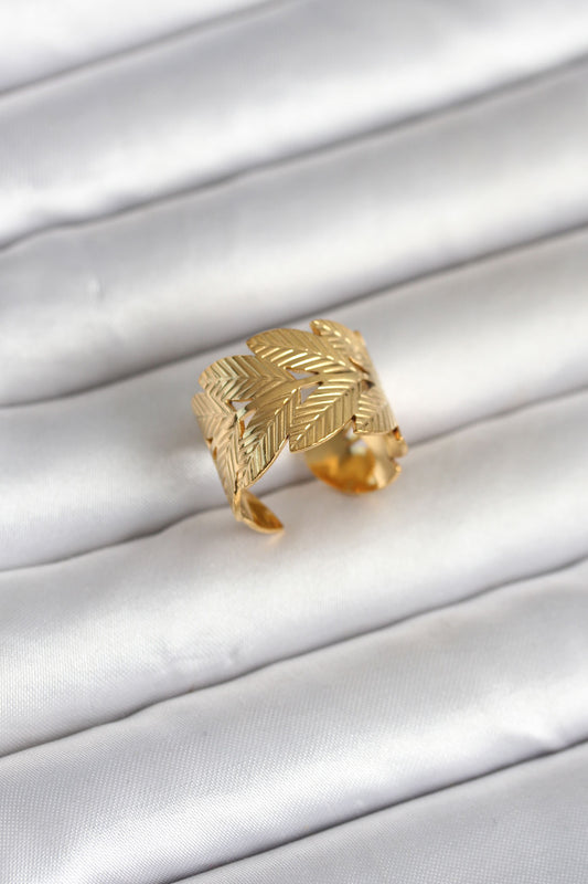 316L Stainless Steel Gold-Tone Leaf i Women's Ring