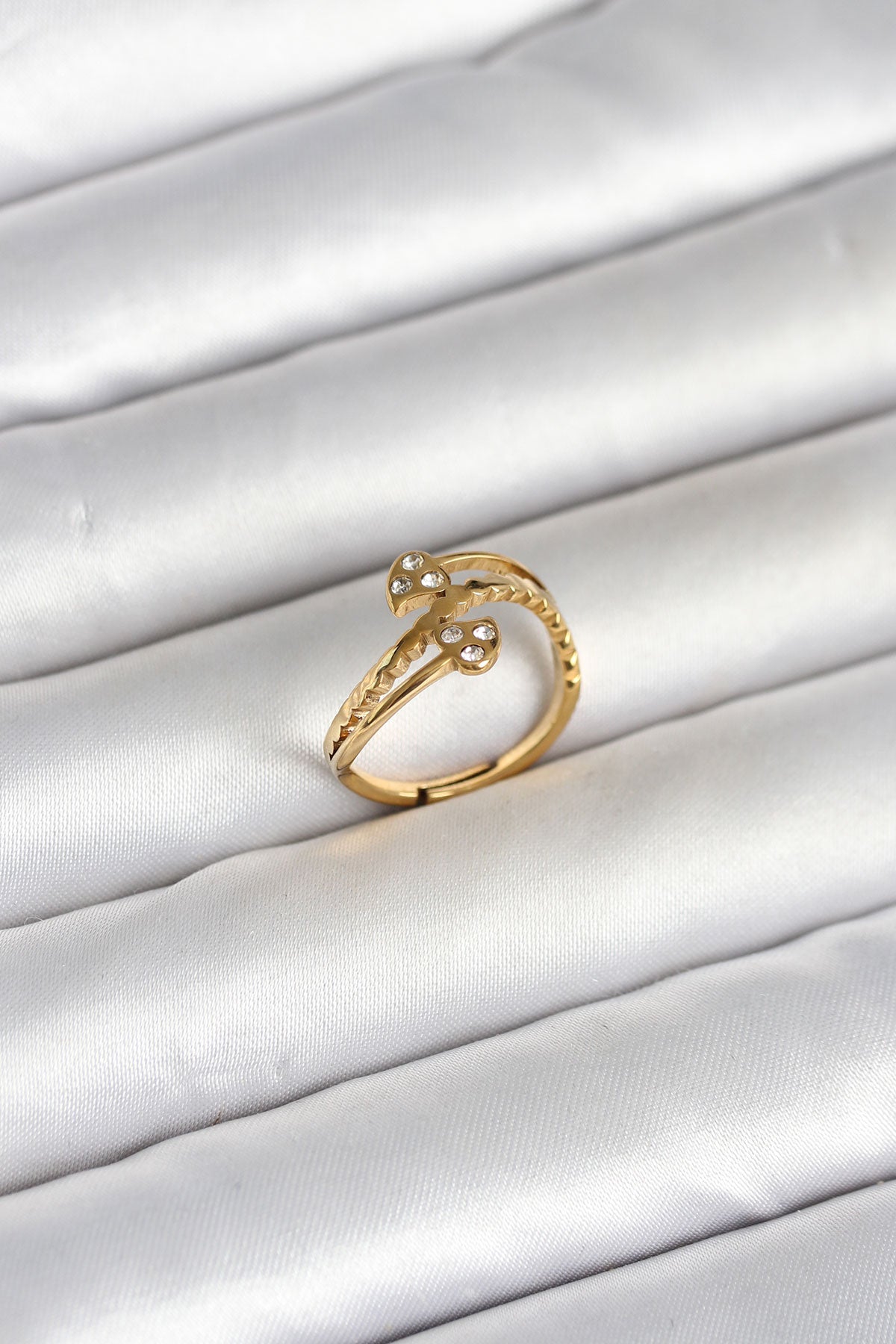 316L Stainless Steel Gold-Tone with Zircon Detail Heart Women's Ring