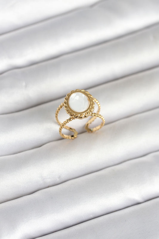 316L Stainless Steel Gold-Tone with Mother-of-Pearl Detail Vintage-Inspired Women's Ring