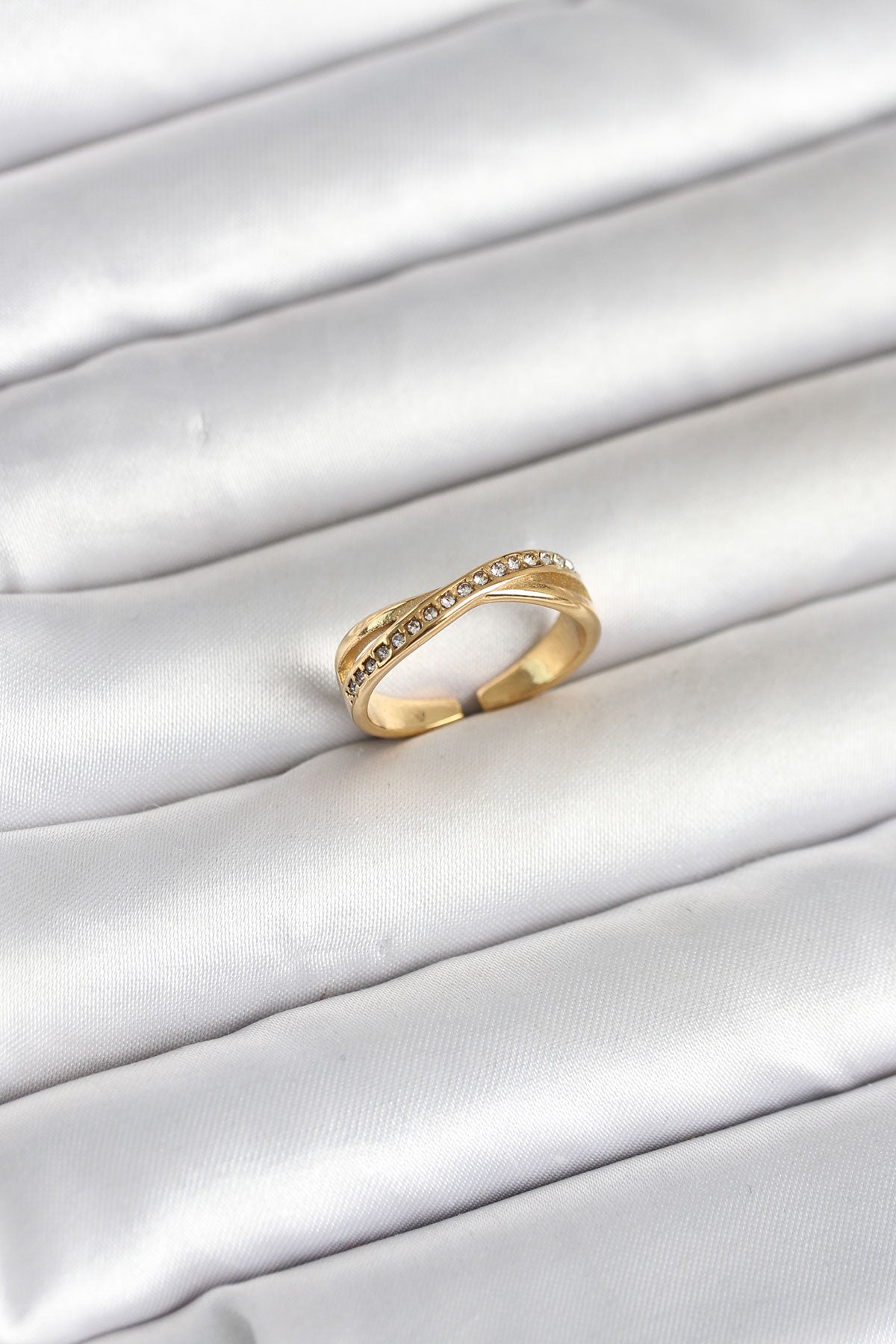 316L Stainless Steel Gold-Tone with Zircon Detail Women's Ring