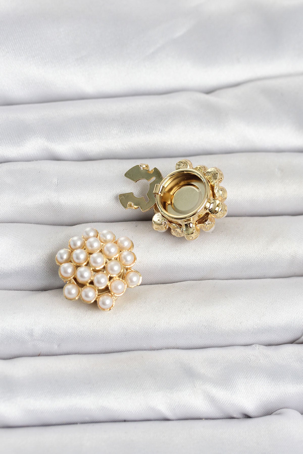 Pearl Accent Brooch Pin