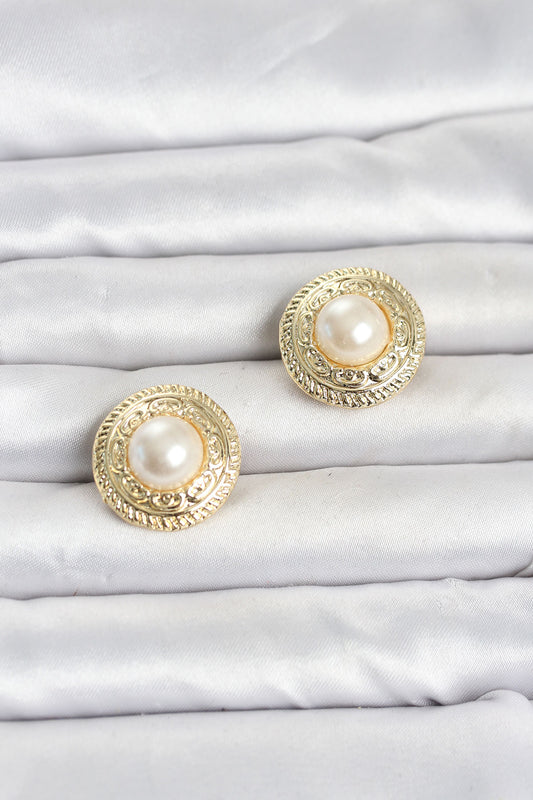 Gold-Tone Pearl Accent Brooch Pin