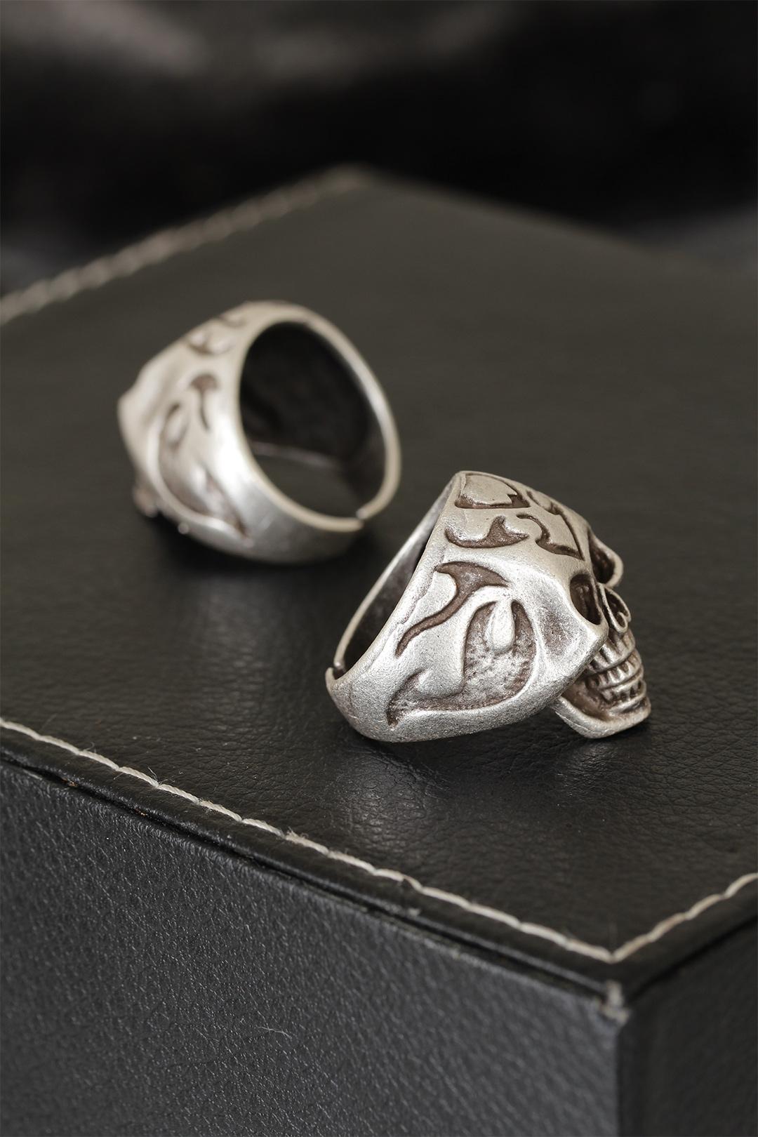 Skull Designed Antique Silver Patterned Adjustable Model Men's Ring