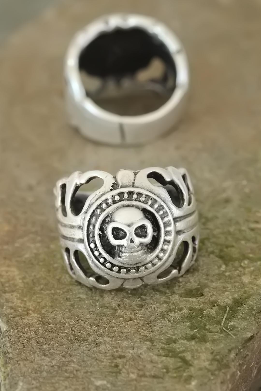 Antique Silver Color Metal Skull Design Adjustable Men's Ring